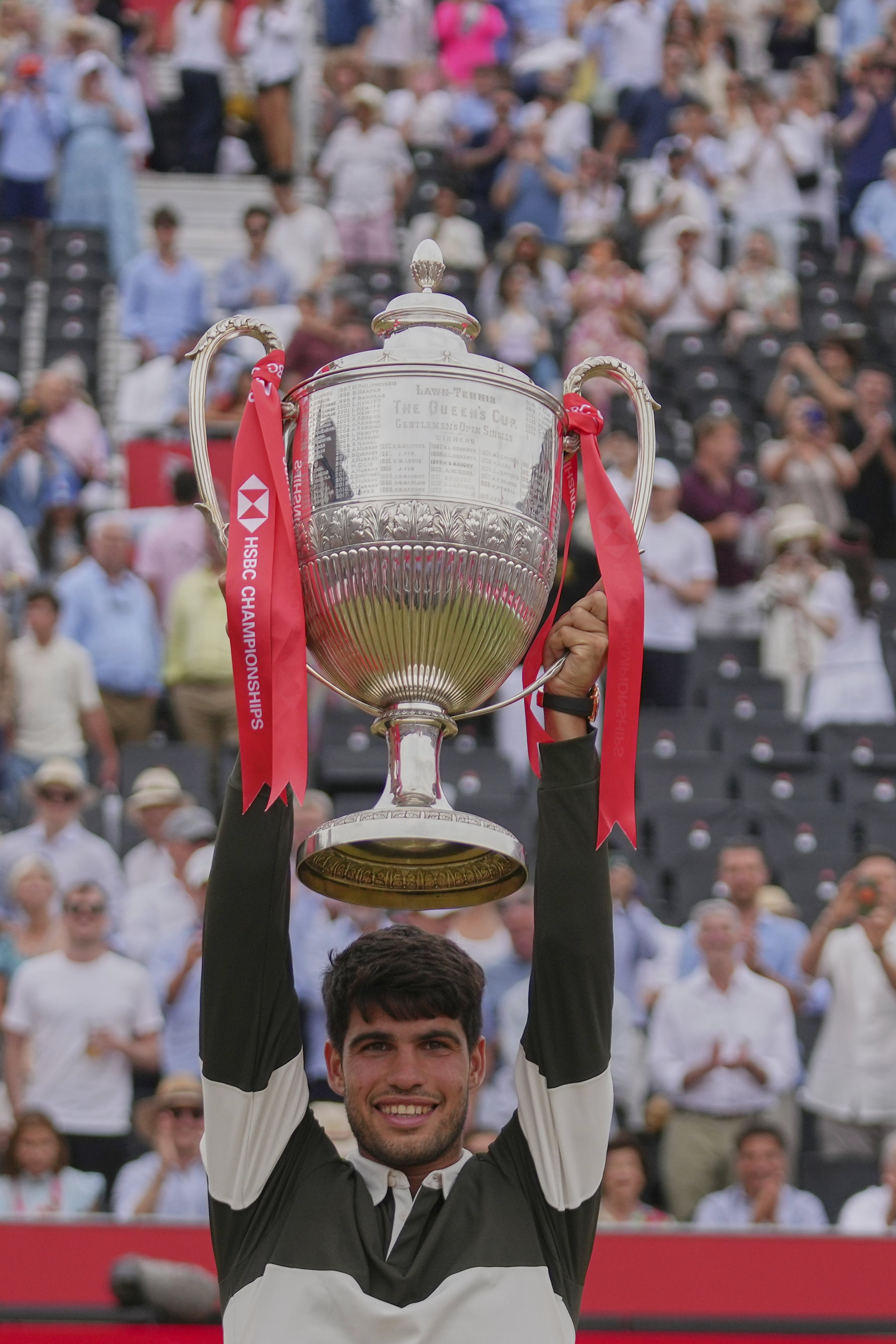 法国网球队鏖战世界网球队，阿尔卡拉斯统治全场的简单介绍