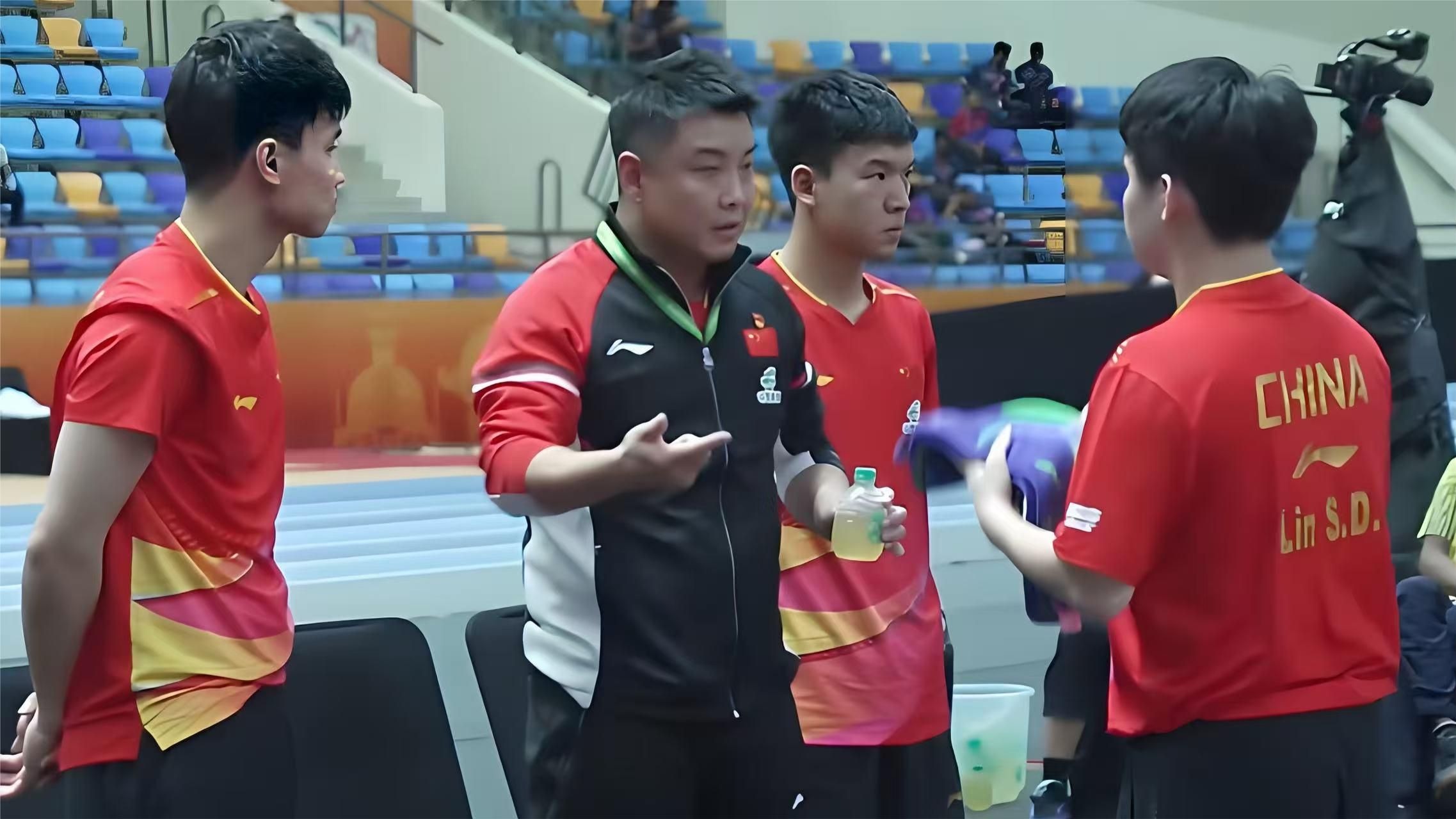 包含奥地利乒乓球队碾压瑞典乒乓球队,王皓惊艳世界的词条 包含奥地利乒乓球队碾压瑞典乒乓球队,王皓惊艳世界的词条