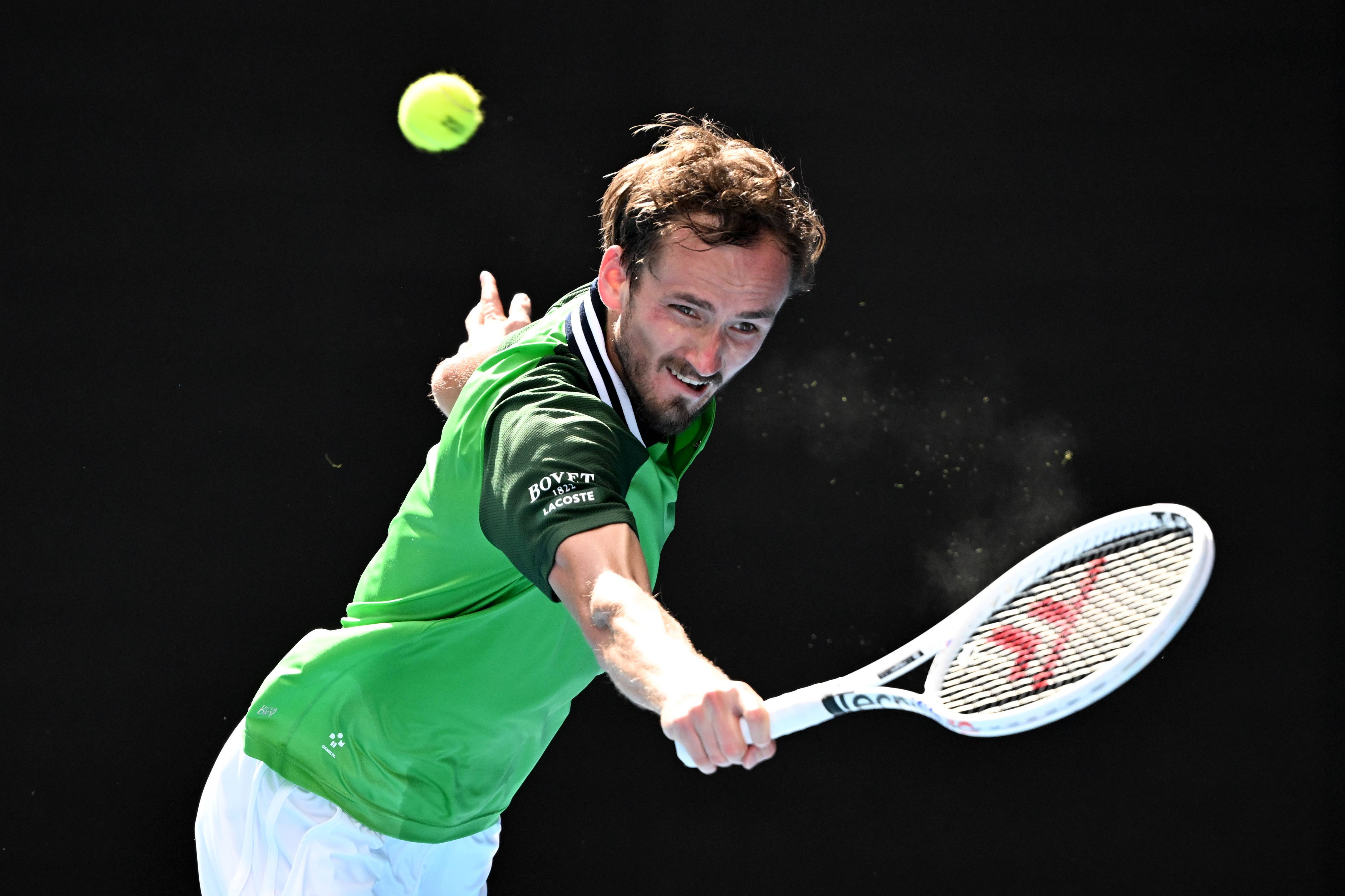 PG电子游戏-世界网球队险胜日本网球队，梅德韦杰夫关键制胜的简单介绍