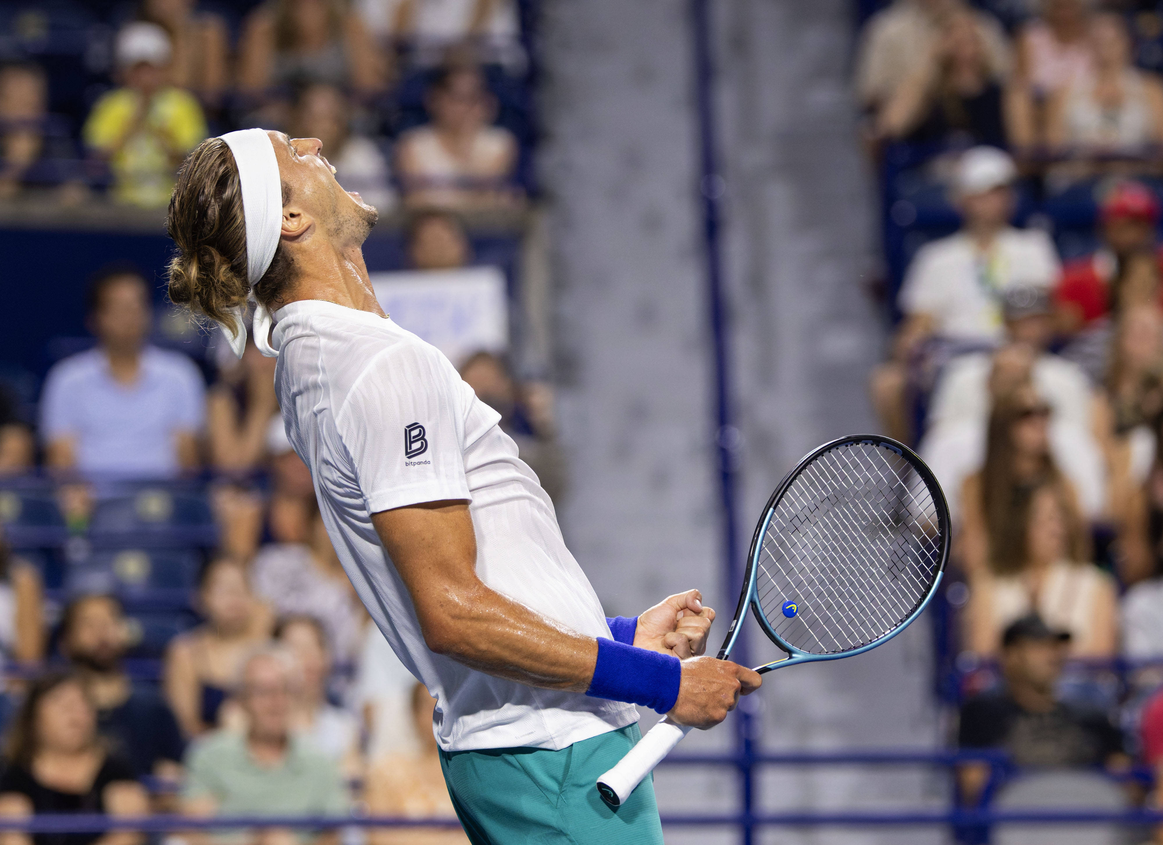 拉沃尔杯逆转澳网，兹维列夫关键制胜