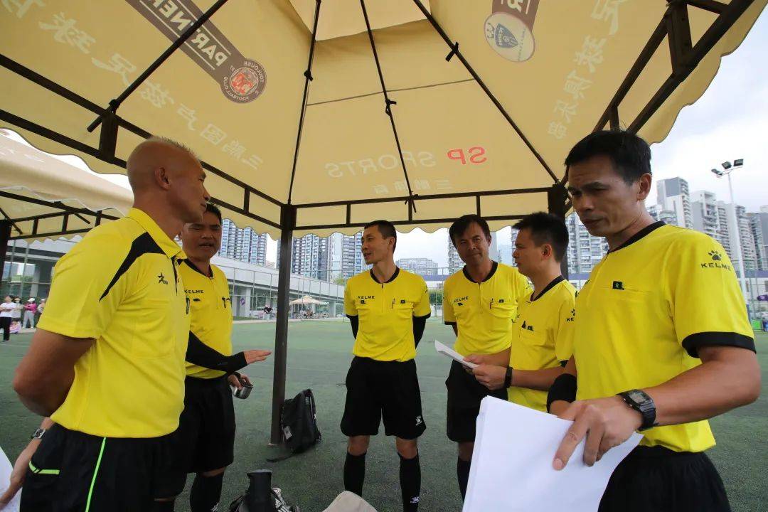 PG中国登录入口-包含图卢兹球员拼尽全力，力保比赛领先优势的词条