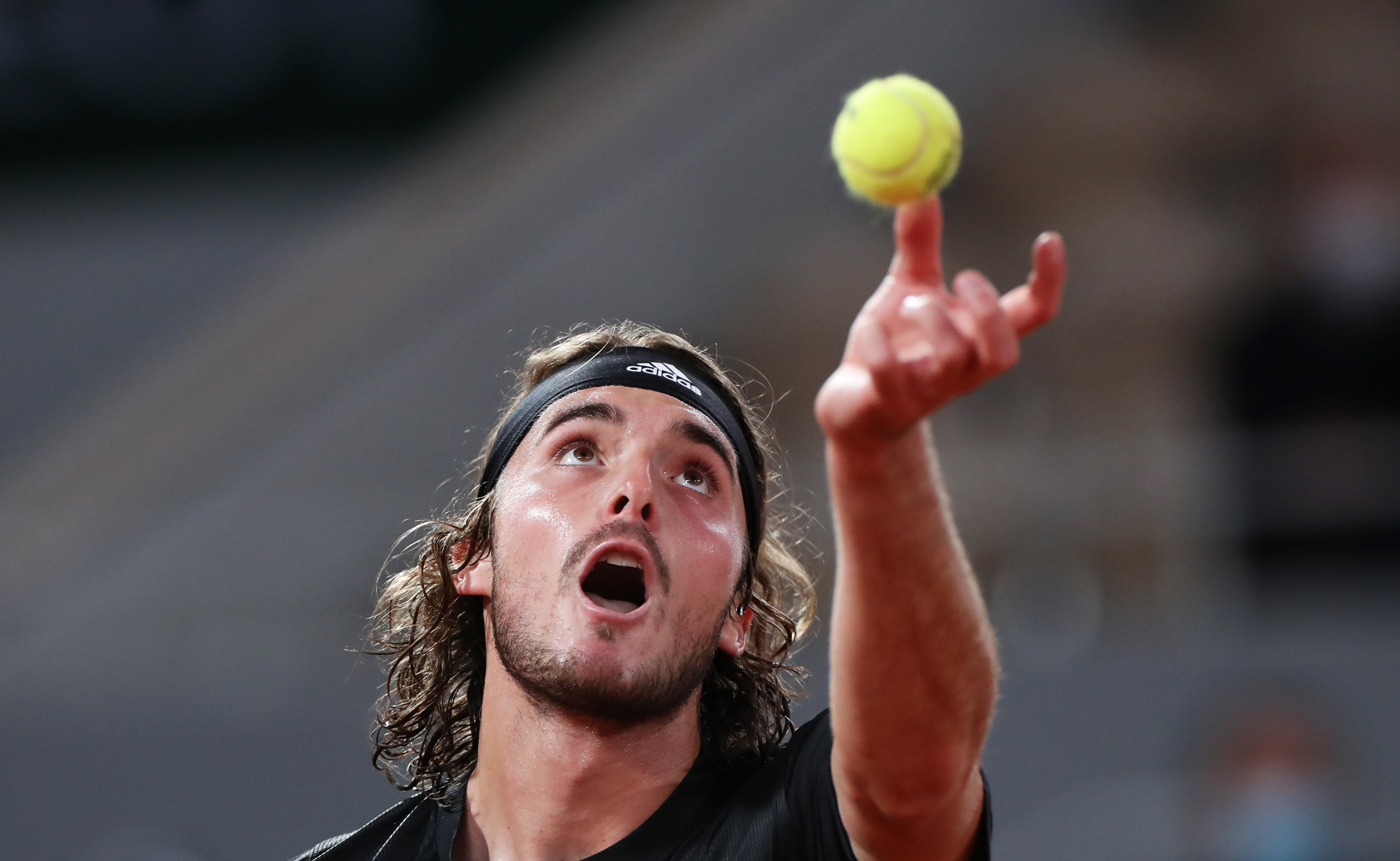 PG电子娱乐官网-包含年终总决赛完胜法网，西西帕斯高光表现的词条