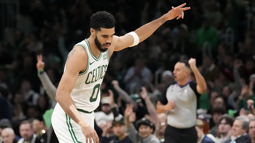 PG电子试玩-关于凯尔特人B队血洗鹈鹕，萨姆·米切尔送出助攻的信息