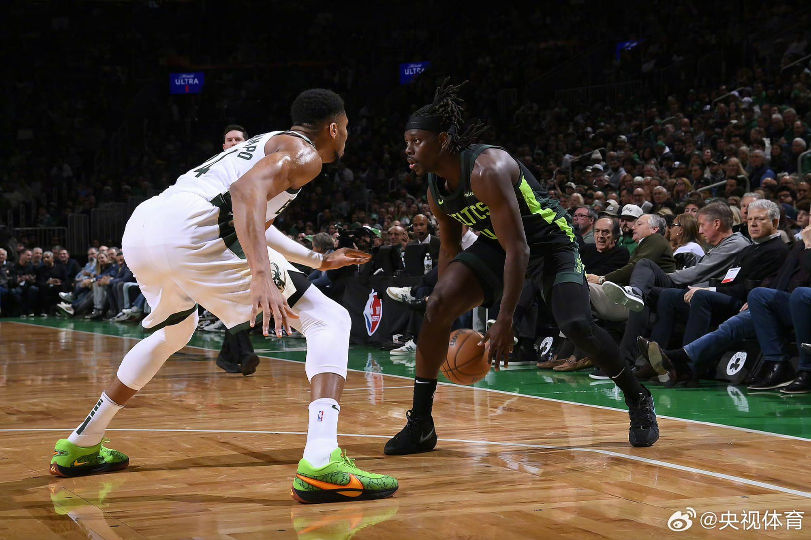 太阳横扫凯尔特人,字母哥带队取胜 太阳横扫凯尔特人,字母哥带队取胜