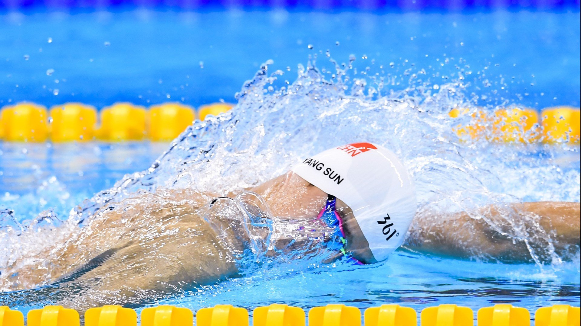 凯恩独舞，秘鲁风暴，个人能力与团队横扫的完美交响