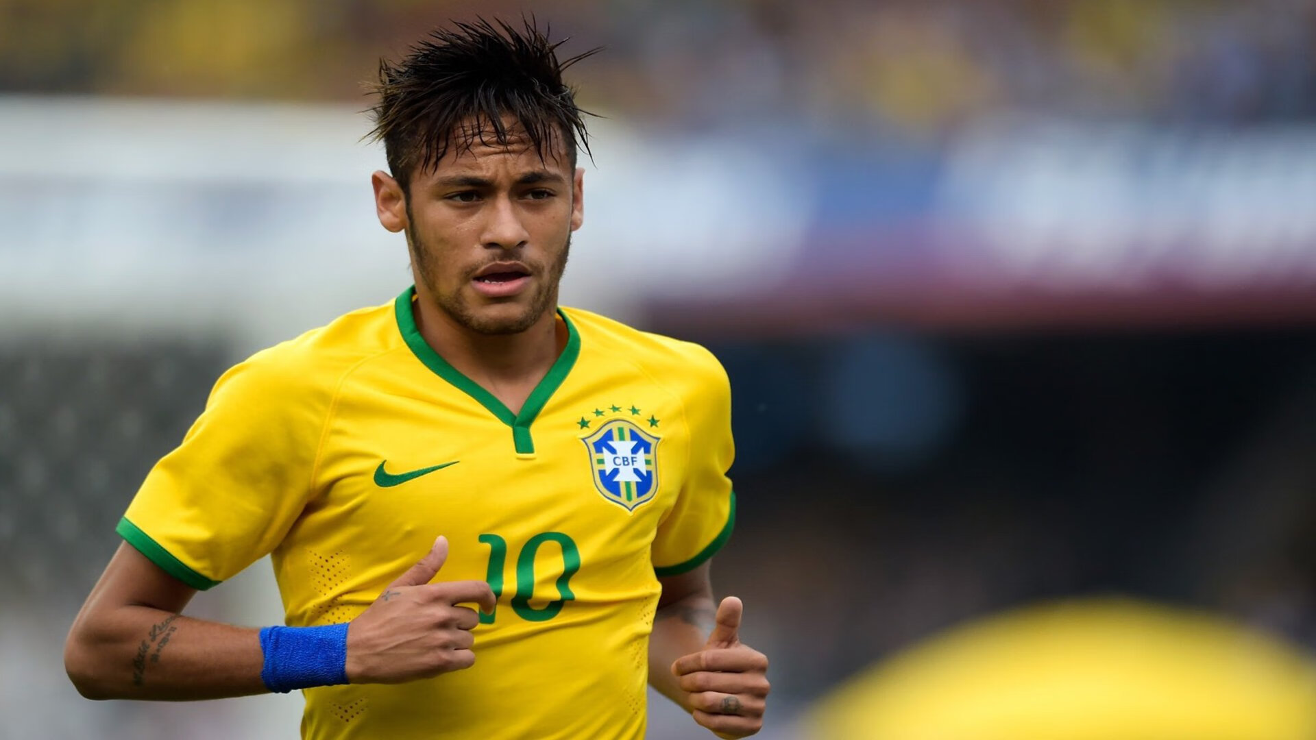 橙衣军团对阵袋鼠军团，苏亚雷斯刷新纪录背后的足球全球化密码